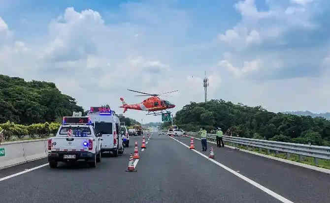 色达高速公路汽车救援案例